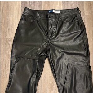 Old Navy Women's Black Faux Leather Pants